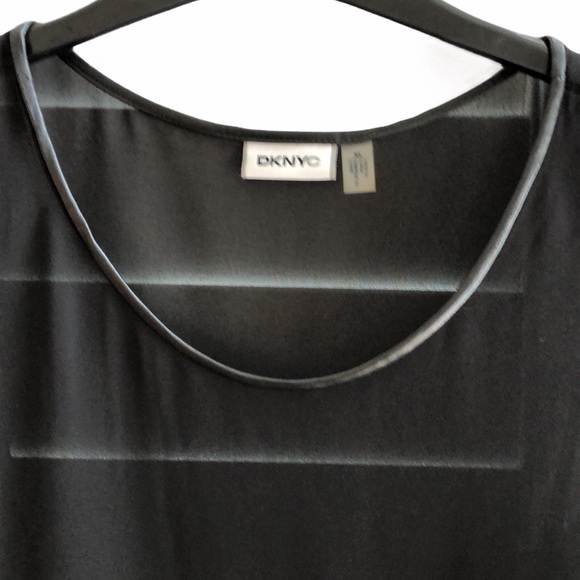 DKNY Tank - Picture 3 of 7